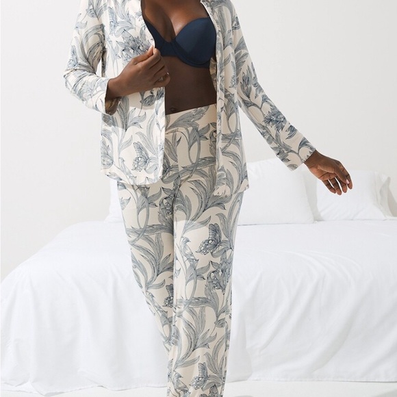 Soma Other - Soma - Soft Cozy Floral Print Pajama Set